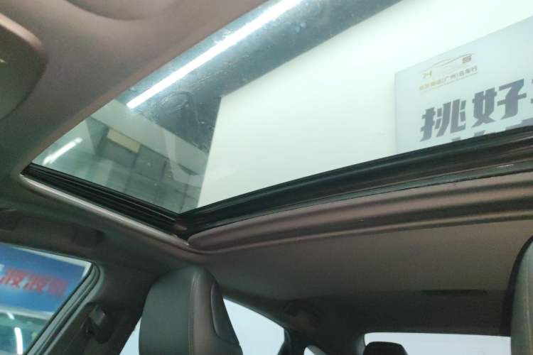 Used Toyota Avalon 2022 Dual-Engine 2.5L Luxury Edition Headliner