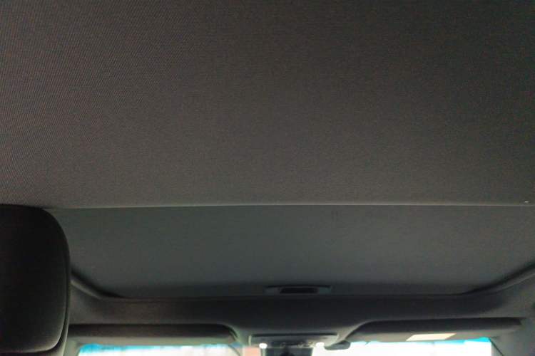 Used Toyota Avalon 2022 2.0L XLE Premium Edition Headliner