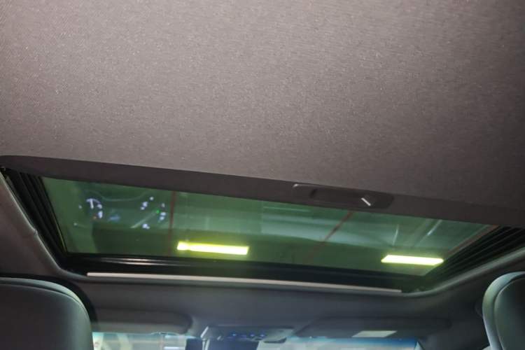 Used Toyota Avalon 2022 2.0L Luxury Edition Headliner