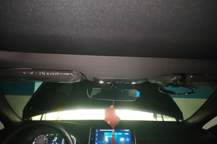 Used Toyota Avalon 2022 2.5L Touring Premium Edition Headliner