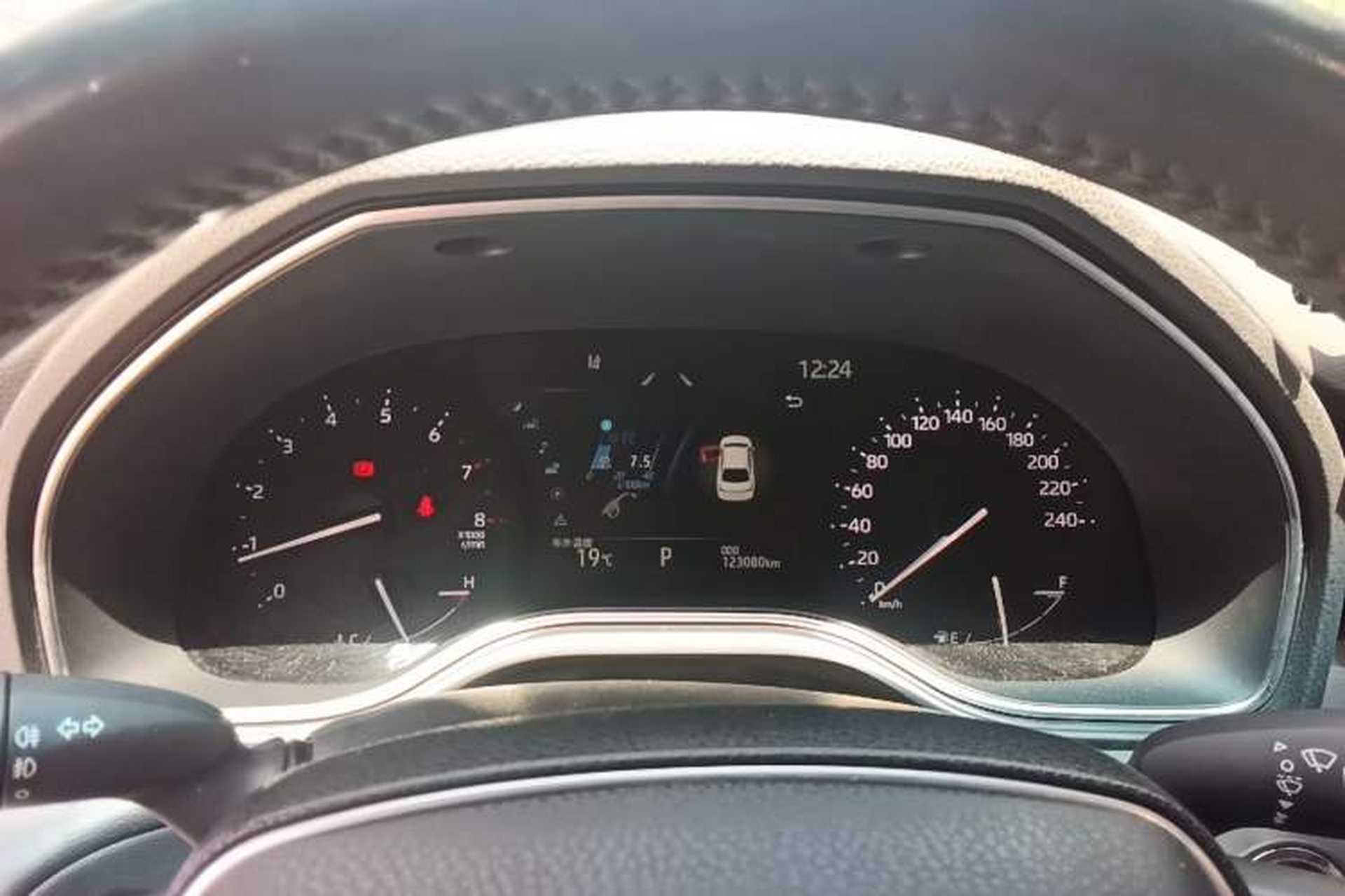 Used Toyota Avalon 2022 2.0L Luxury Edition Instrument Cluster