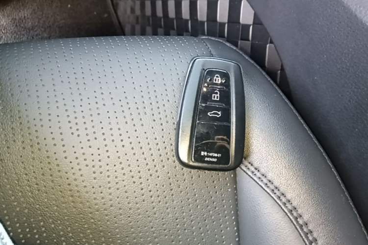 Used Toyota Avalon 2022 2.5L Luxury Edition Interior 1