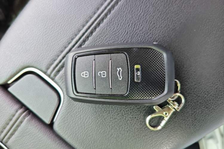 Used Toyota Avalon 2022 2.5L Touring Premium Edition Interior 1