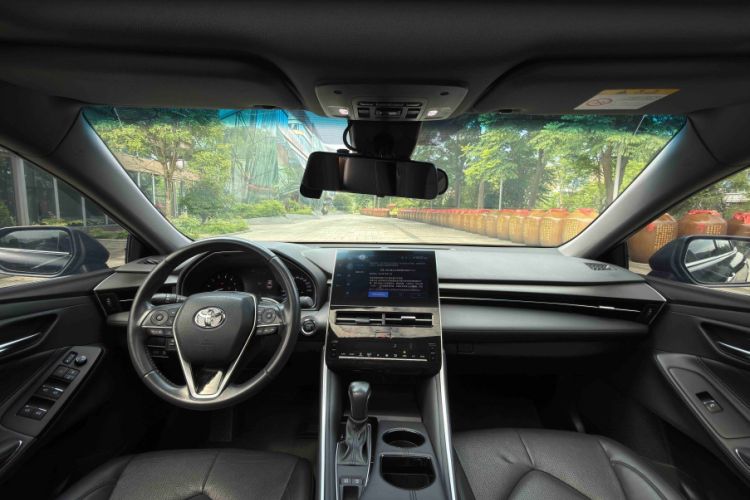 Used Toyota Avalon 2022 2.0L Luxury Edition Interior 1