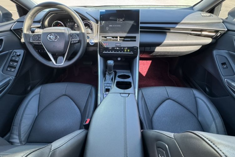 Used Toyota Avalon 2022 Dual-Engine 2.5L Luxury Edition Interior 1
