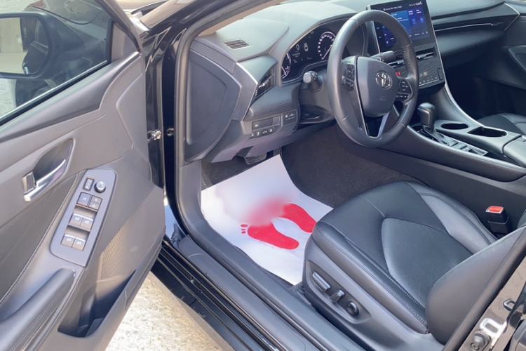 Used Toyota Avalon 2022 Dual-Engine 2.5L Luxury Edition Interior 2