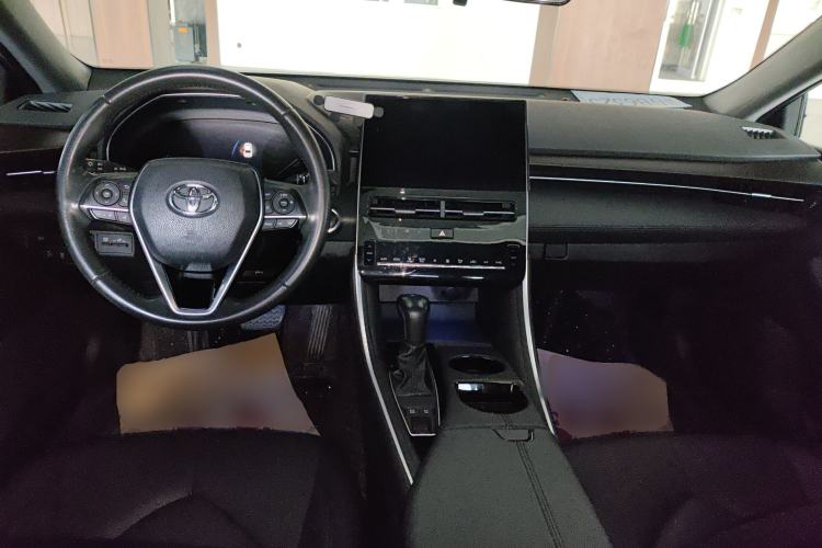Used Toyota Avalon 2022 2.0L Luxury Edition Interior 2