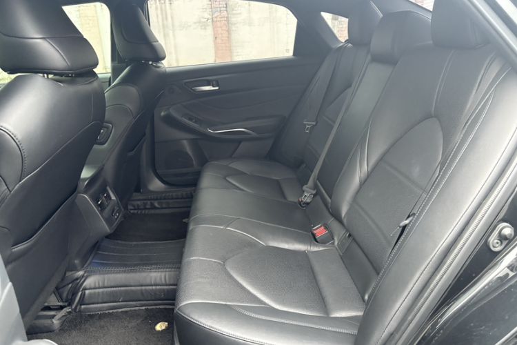 Used Toyota Avalon 2022 2.0L Luxury Edition Interior 2