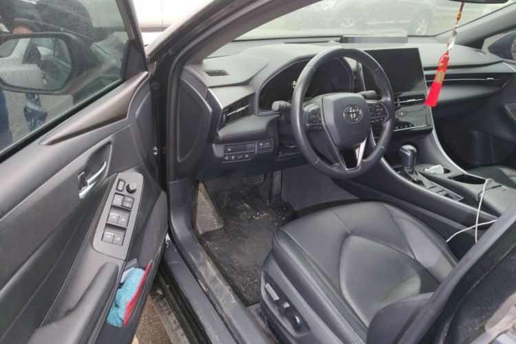 Used Toyota Avalon 2022 2.0L Luxury Edition Interior 3