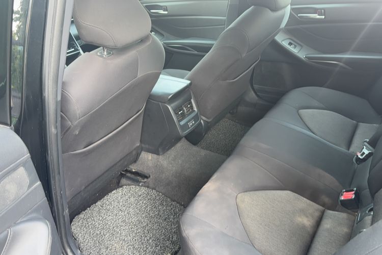 Used Toyota Avalon 2022 2.0L Ambition Edition Interior 3