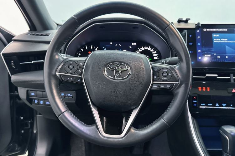 Used Toyota Avalon 2022 2.0L Luxury Edition Interior 4