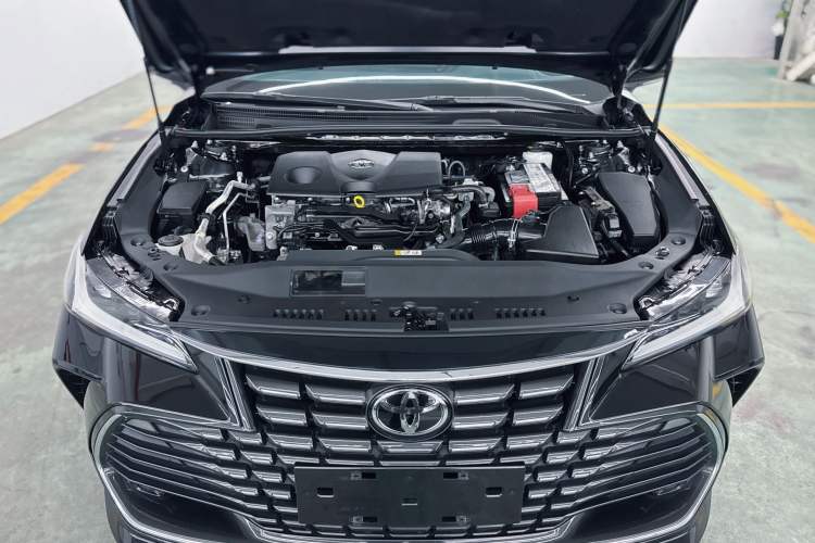 Used Toyota Avalon 2022 2.0L Luxury Edition Interior 8