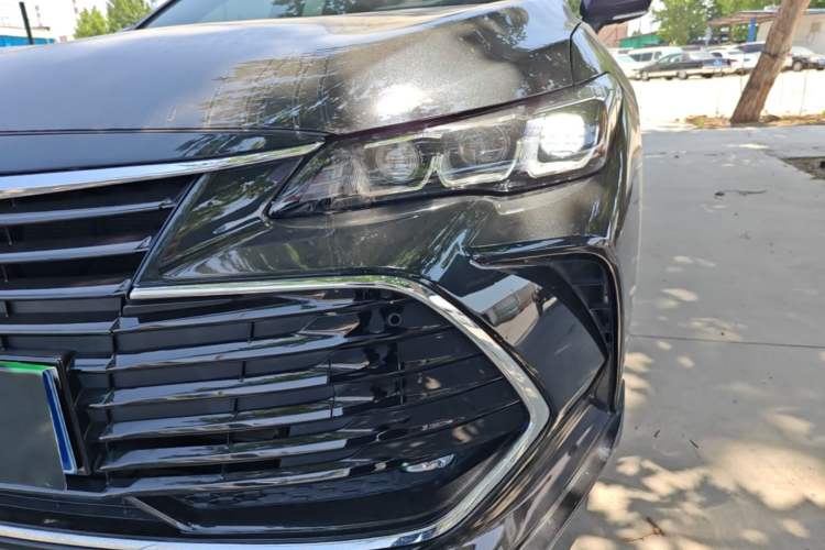 Used Toyota Avalon 2022 2.5L Touring Premium Edition Left Front Headlight