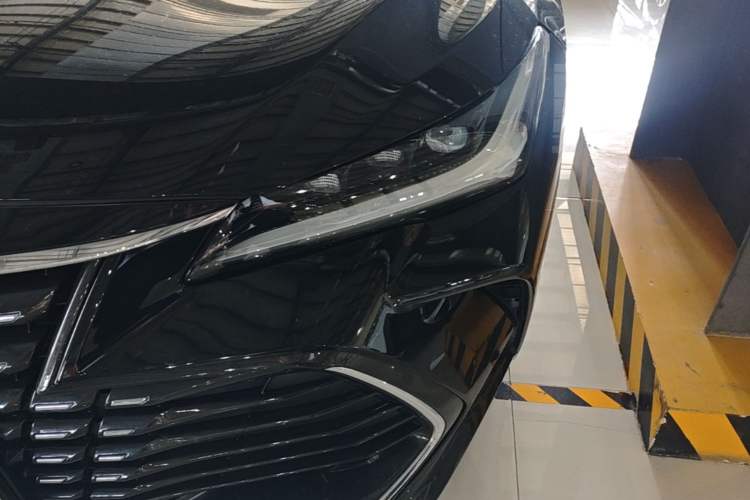 Used Toyota Avalon 2022 Dual-Engine 2.5L Luxury Edition Left Front Headlight