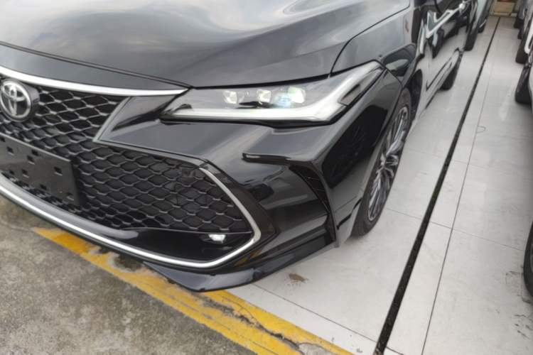 Used Toyota Avalon 2022 2.5L Touring Premium Edition Left Front Headlight