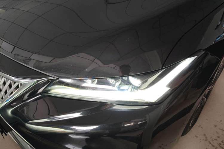 Used Toyota Avalon 2022 2.5L Luxury Edition Left Front Headlight