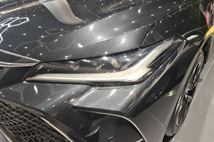 Used Toyota Avalon 2022 2.5L Luxury Edition Left Front Headlight
