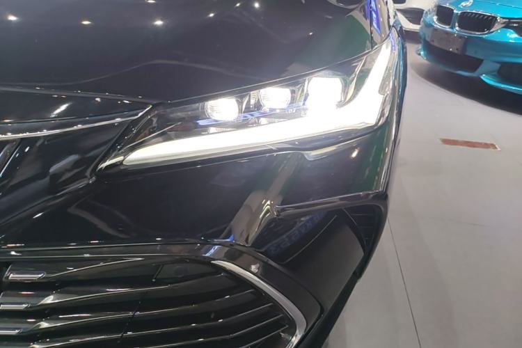 Used Toyota Avalon 2022 2.0L XLE Premium Edition Left Front Headlight