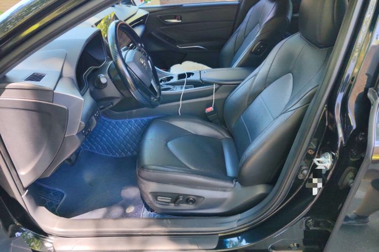 Used Toyota Avalon 2022 2.0L Luxury Edition Left Front Seat