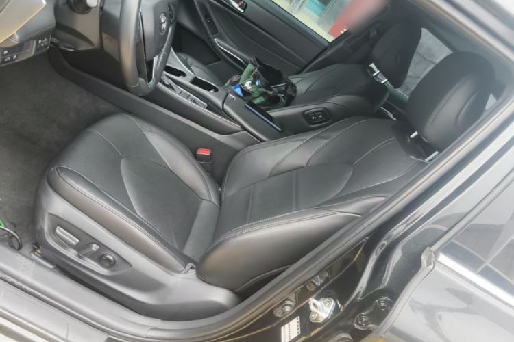 Used Toyota Avalon 2022 2.0L Luxury Edition Left Front Seat