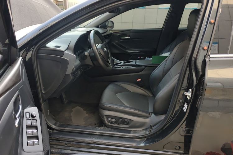 Used Toyota Avalon 2022 2.0L Luxury Edition Left Front Seat