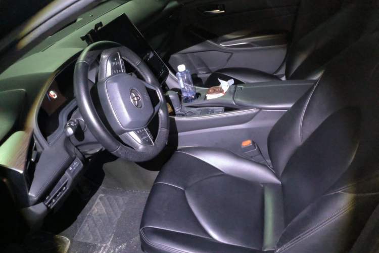 Used Toyota Avalon 2022 2.0L Ambition Edition Left Front Seat