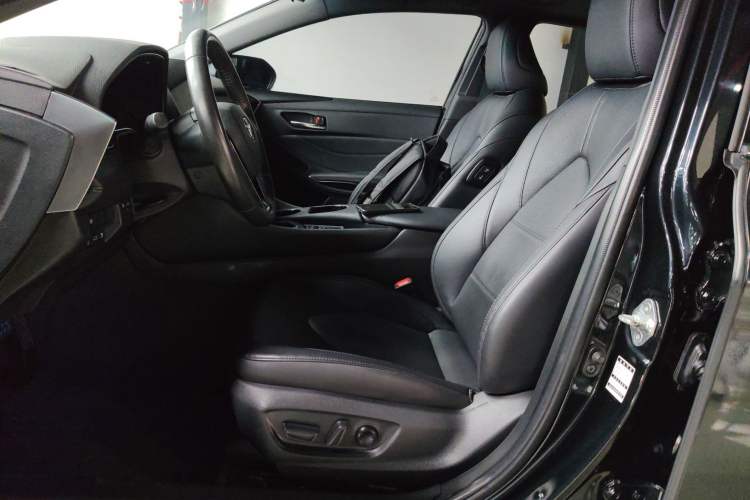 Used Toyota Avalon 2022 Dual-Engine 2.5L Luxury Edition Left Front Seat