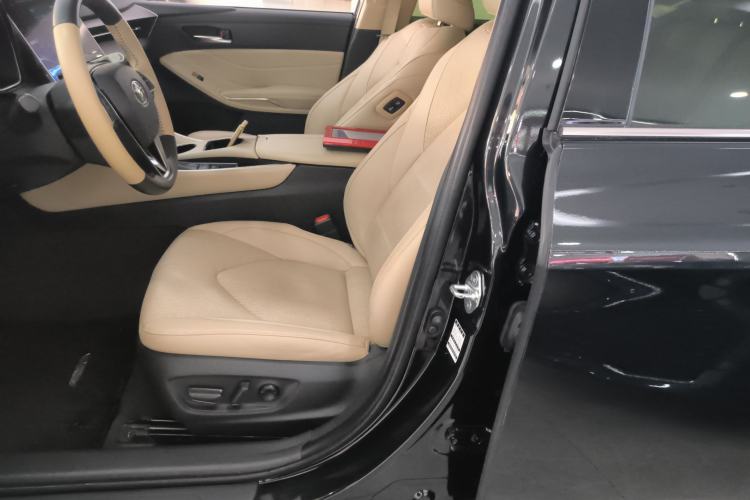 Used Toyota Avalon 2022 Dual-Engine 2.5L Luxury Edition Left Front Seat