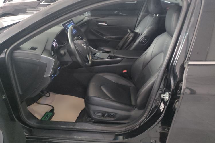 Used Toyota Avalon 2022 2.0L Luxury Edition Left Front Seat