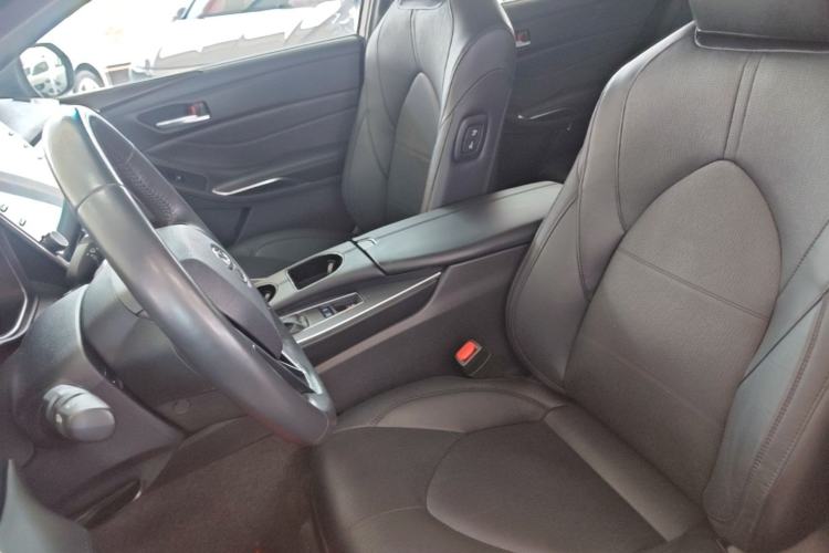 Used Toyota Avalon 2022 2.0L Luxury Edition Left Front Seat