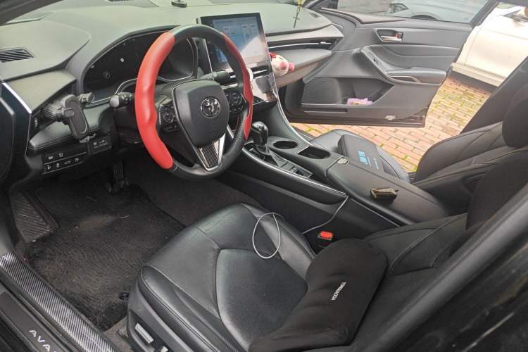 Used Toyota Avalon 2022 2.0L XLE Premium Edition Left Front Seat