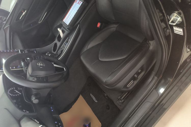 Used Toyota Avalon 2022 2.0L Luxury Edition Left Front Seat