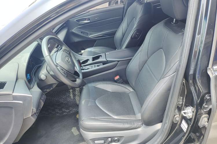 Used Toyota Avalon 2022 Dual-Engine 2.5L Luxury Edition Left Front Seat