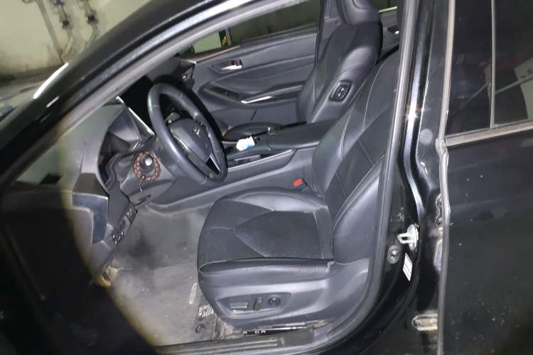 Used Toyota Avalon 2022 2.0L Luxury Edition Left Front Seat