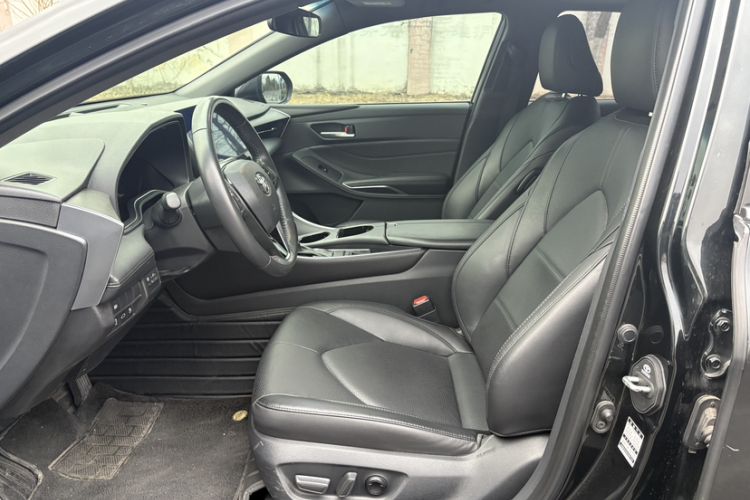 Used Toyota Avalon 2022 2.0L Luxury Edition Left Front Seat
