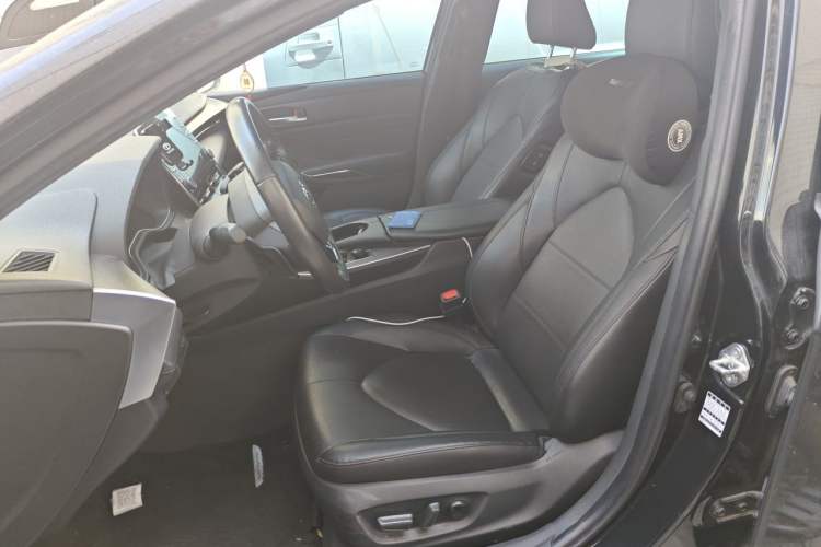 Used Toyota Avalon 2022 2.5L Luxury Edition Left Front Seat