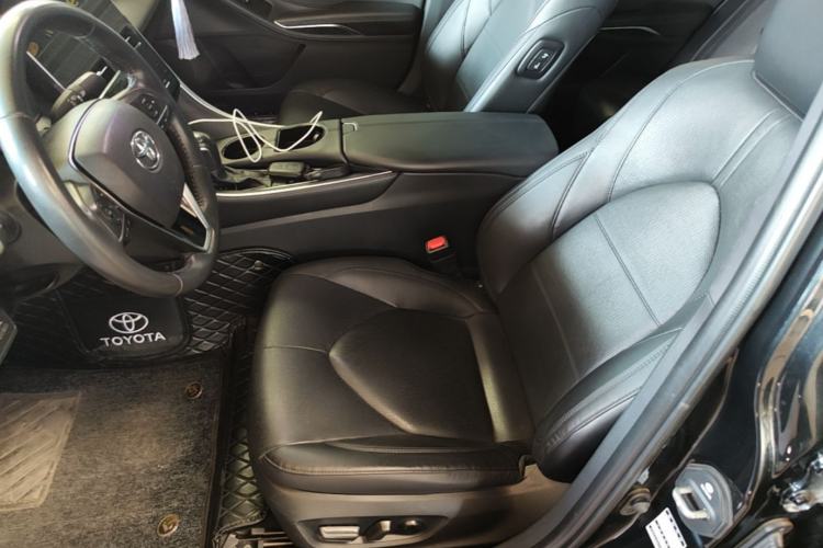 Used Toyota Avalon 2022 2.0L Luxury Edition Left Front Seat