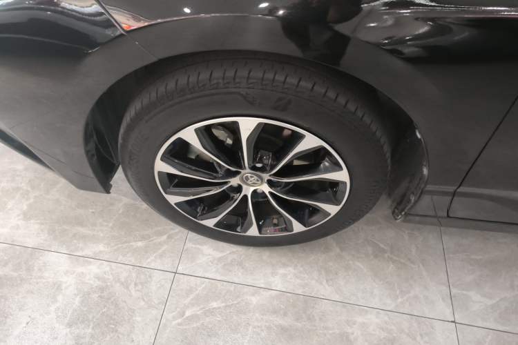 Used Toyota Avalon 2022 Dual-Engine 2.5L Luxury Edition Left Front Wheel Hub