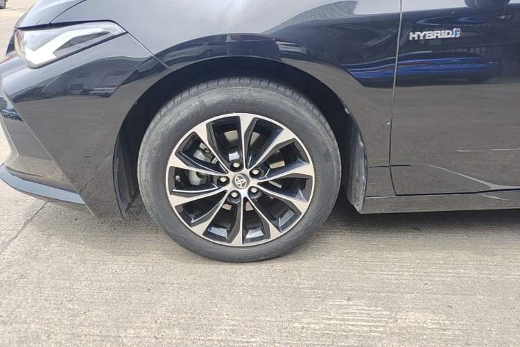 Used Toyota Avalon 2022 Dual-Engine 2.5L Luxury Edition Left Front Wheel Hub