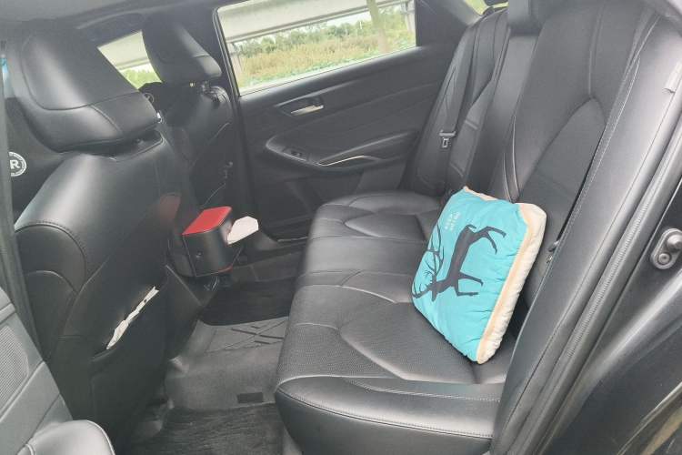 Used Toyota Avalon 2022 2.0L Luxury Edition Left Rear Seat