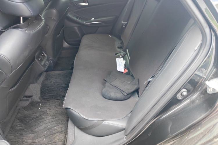 Used Toyota Avalon 2022 2.5L Luxury Edition Left Rear Seat