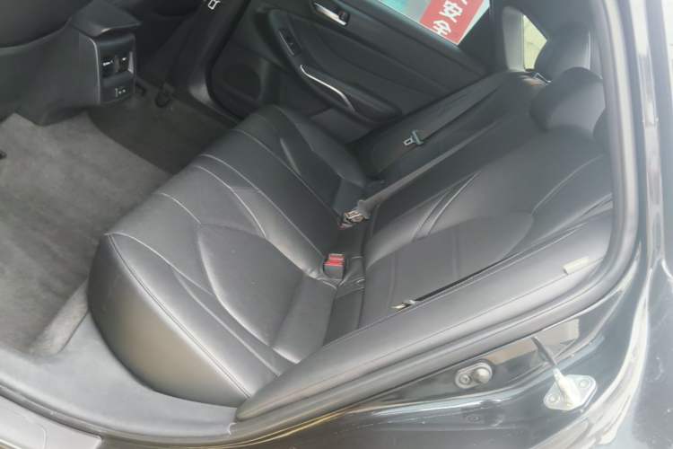 Used Toyota Avalon 2022 2.0L Luxury Edition Left Rear Seat