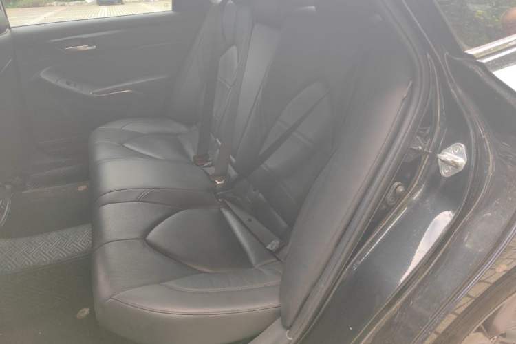 Used Toyota Avalon 2022 Dual-Engine 2.5L Luxury Edition Left Rear Seat