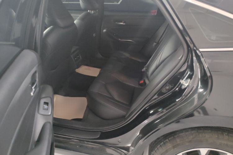 Used Toyota Avalon 2022 2.0L Luxury Edition Left Rear Seat
