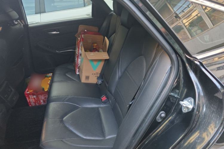 Used Toyota Avalon 2022 2.0L Luxury Edition Left Rear Seat