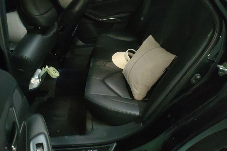 Used Toyota Avalon 2022 2.0L XLE Premium Edition Left Rear Seat