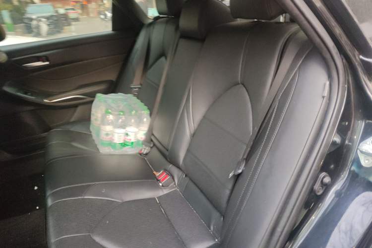 Used Toyota Avalon 2022 2.0L Luxury Edition Left Rear Seat