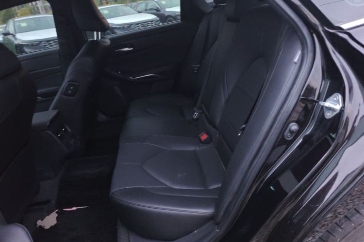 Used Toyota Avalon 2022 2.0L Luxury Edition Left Rear Seat