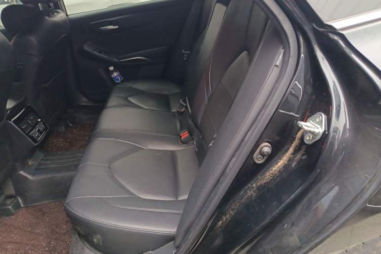 Used Toyota Avalon 2022 2.0L XLE Premium Edition Left Rear Seat
