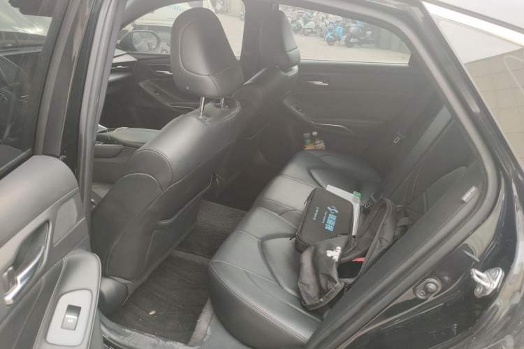 Used Toyota Avalon 2022 2.0L XLE Premium Edition Left Rear Seat